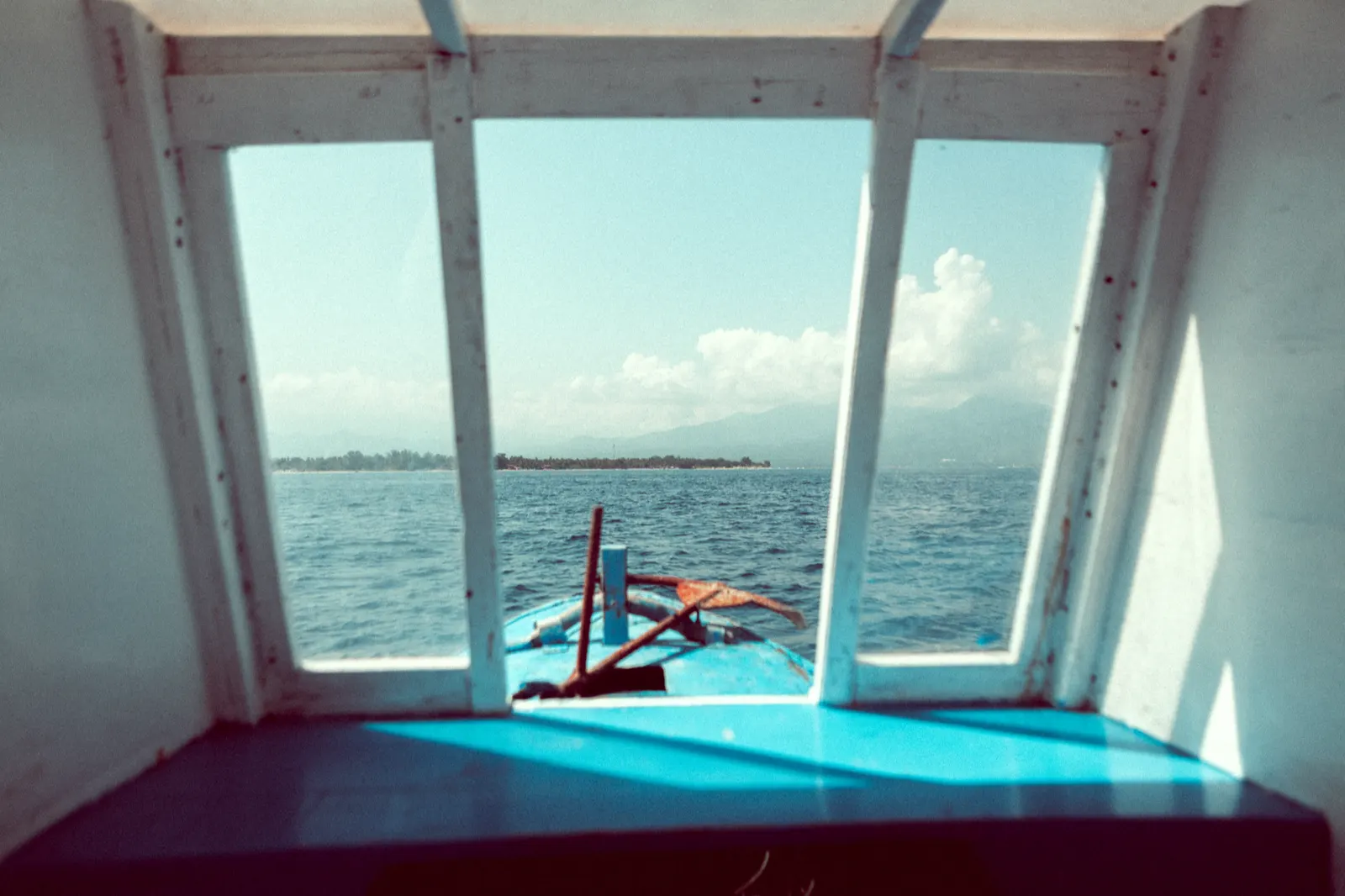 Island hopping between the Gilis 2